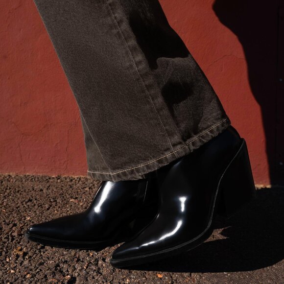 ZARA COWBOY HEELED LEATHER ANKLE BOOTS - Picture 3 of 6